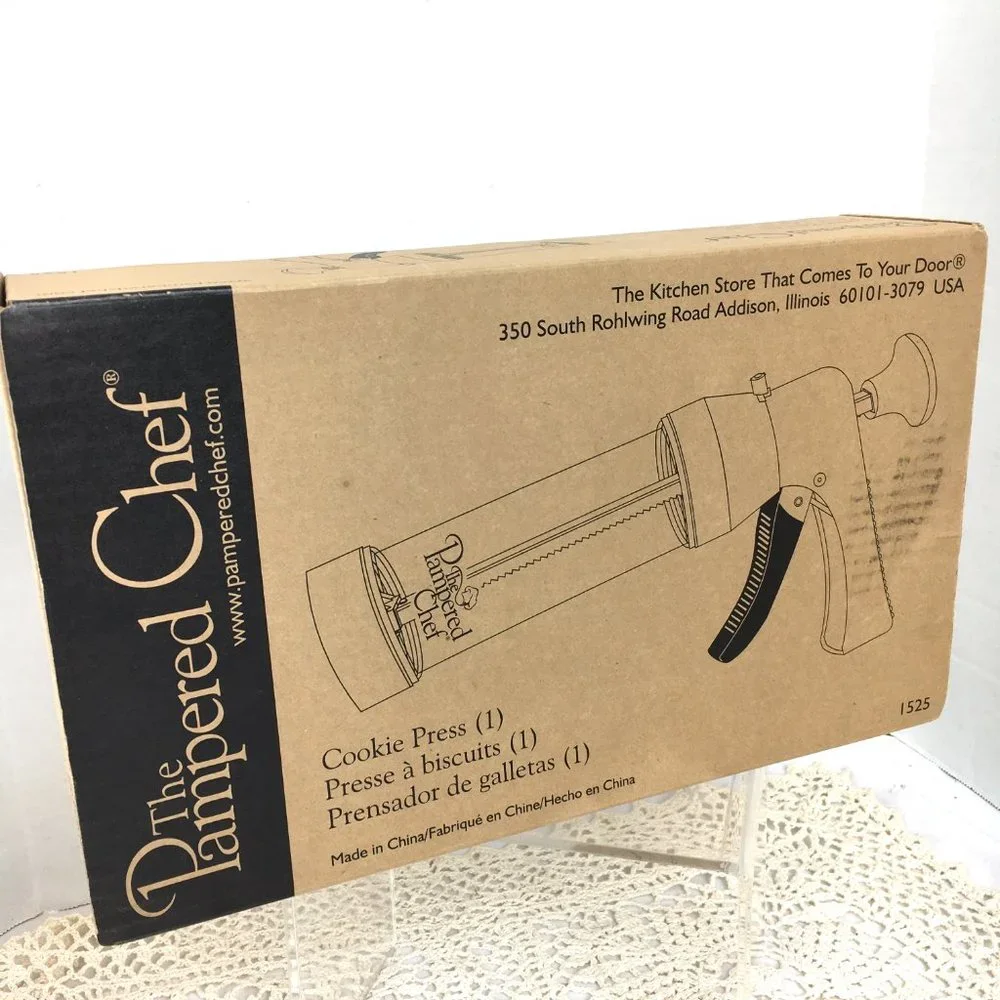 Retired Pampered Chef 16 Pc Cookie Press #1525 EUC